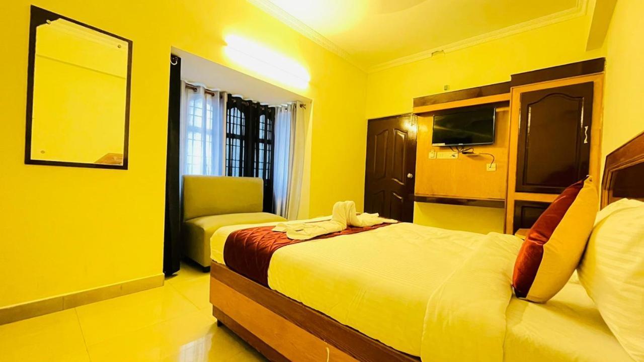 Half Moon Inn Chennai Quarto foto